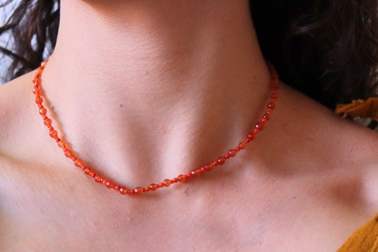 Collar Reyna