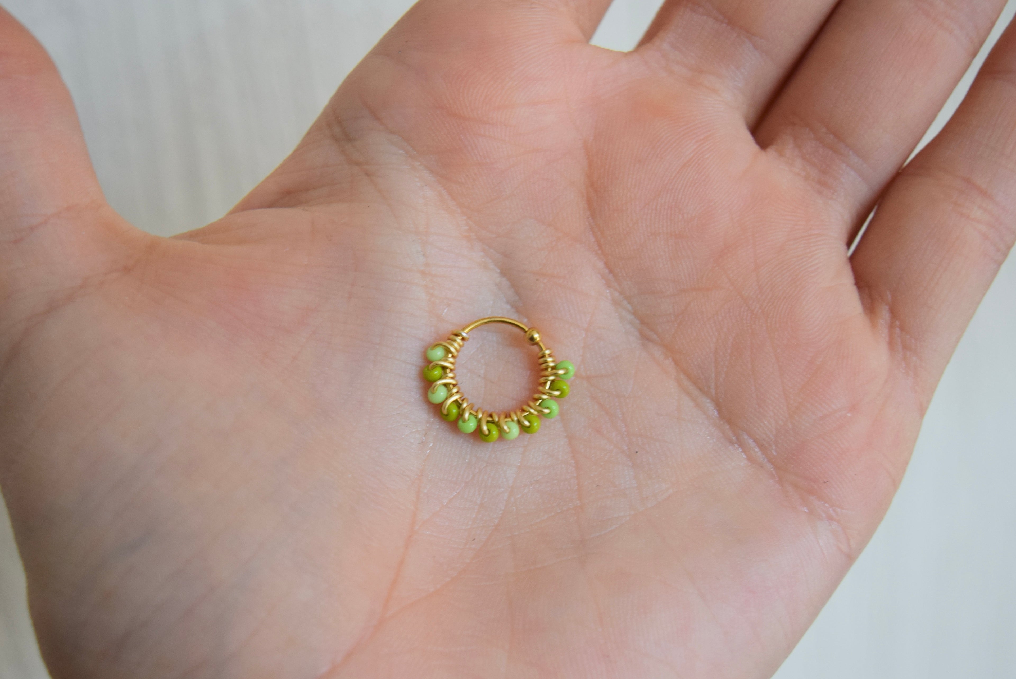 Piercing bordado bosque