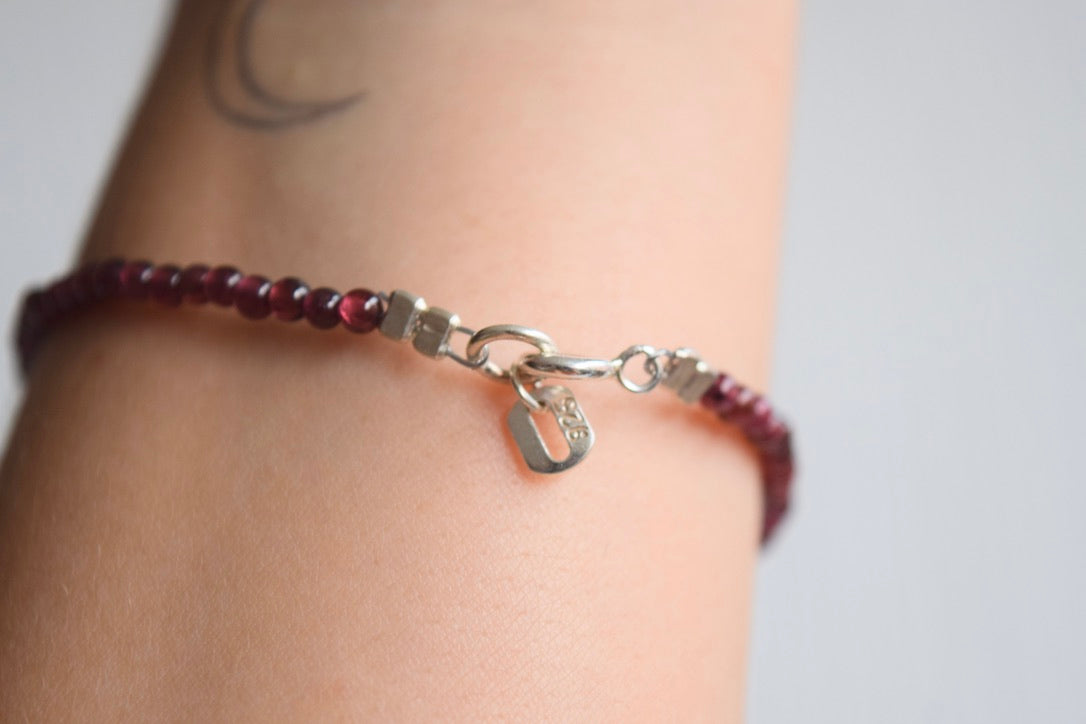 Pulsera Granate mini